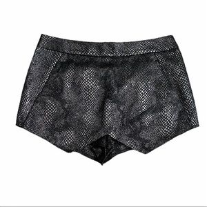 Express black and sliver metallic skirt